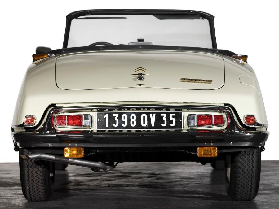  Citroen DS 23 Cabriolet 1973 года  (фото 5 из 8)